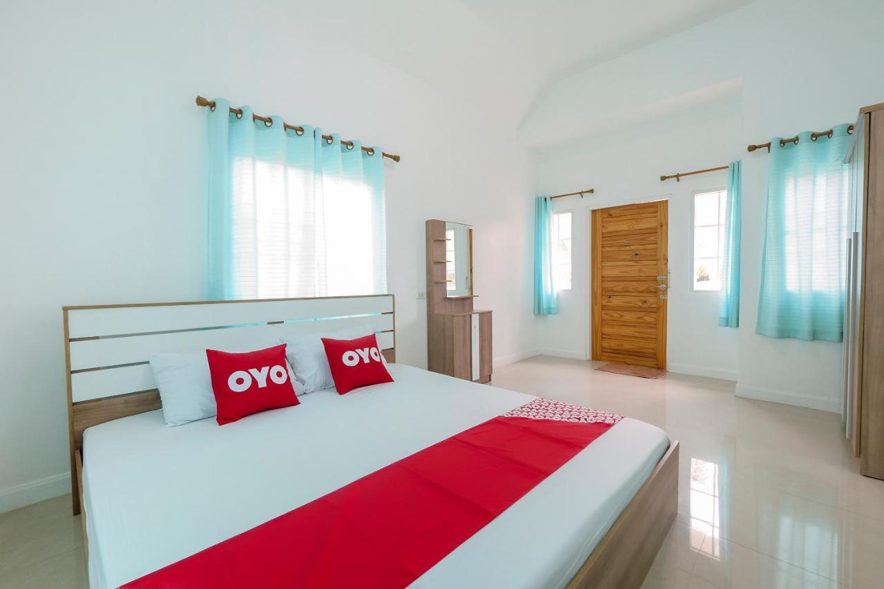 Oyo 75339 Full Frame Resort Kanchanaburi Extérieur photo